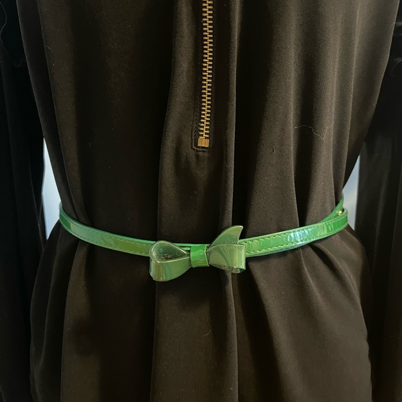 Thin Green Bow Belt - Picture 2 of 4